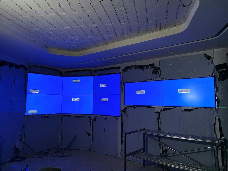中亿睿液晶拼接屏助力大连华信打造一个综合样式、新技术的展览展厅