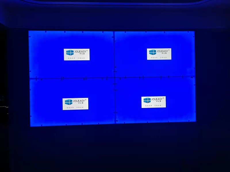 东莞天安数码城会议室拼接屏项目安装现场2